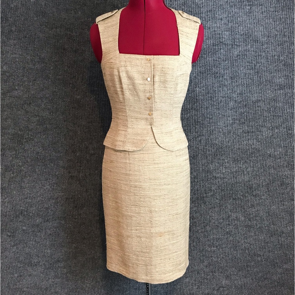 Antonio Melani Dress Women’s Size 0 Beige Cotton Sleeveless Peplum Gold Buttons